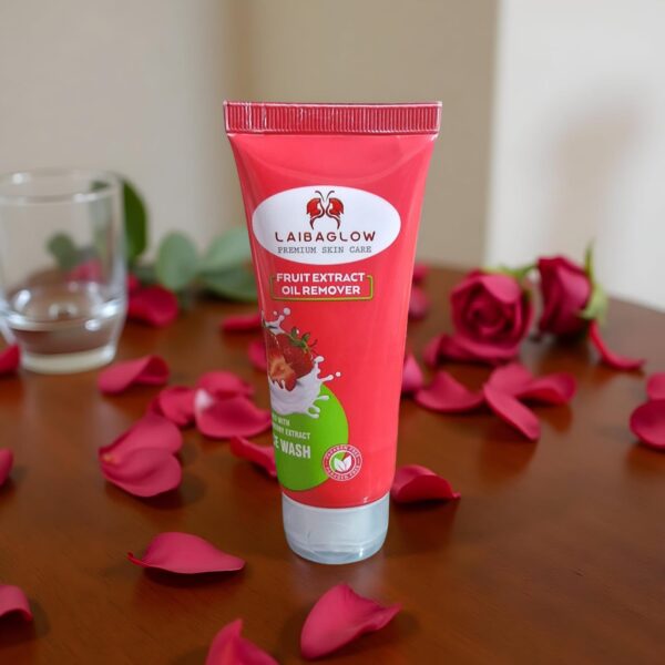 Laibaglow Fruit Extract Face Wash for Oil Control
